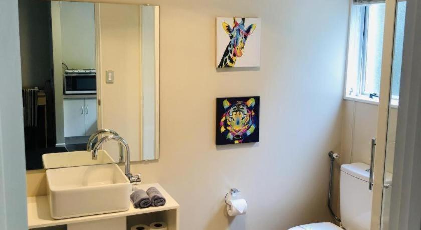 Christchurch Motel 4*